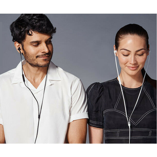 Belkin SOUNDFORM Wired Earbuds with Lightning Connector - G3H0001btBLK