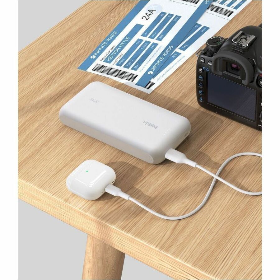 Belkin 30W 2-port Power Bank w/ Integrated USB-C Cable - 20K mAh - 1xUSB-A, 1xUSB-C - Portable Charger - White - BPB024fqWH
