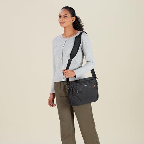 Amazon Basics Laptop Carrying Case Shoulder Strap, 1-pack, 11.6 inch, Black