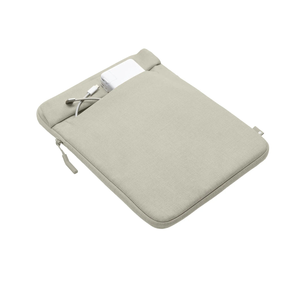 Incase Crosstown Sleeve for 16-inch Laptop