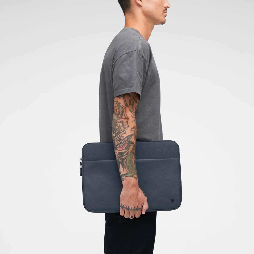 Incase A.R.C. Sleeve for 16-inch Laptop