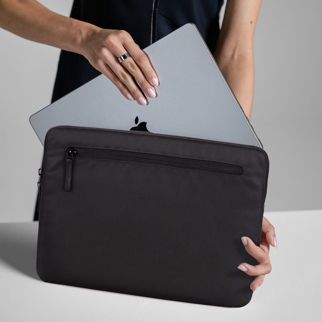 Incase Compact Sleeve for 13-inch Laptop