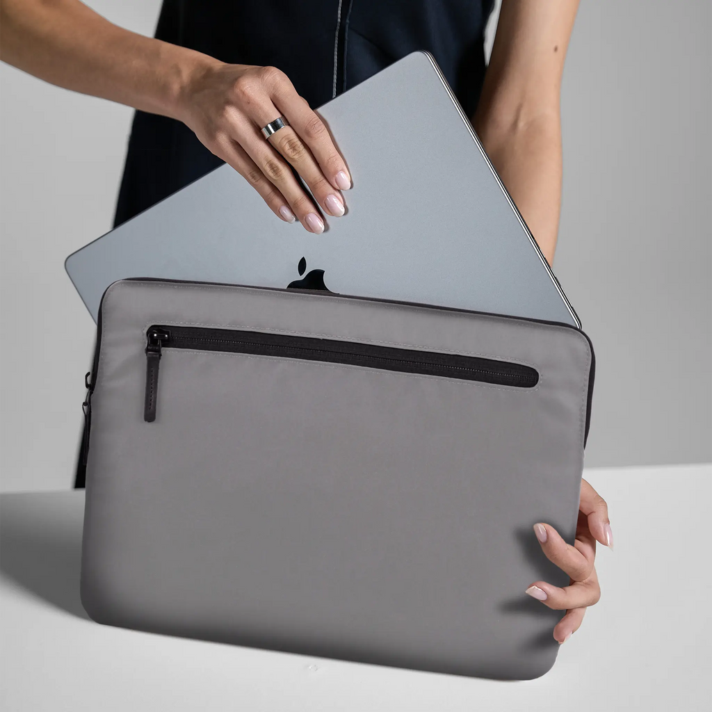 Incase Compact Sleeve 14-inch Laptop
