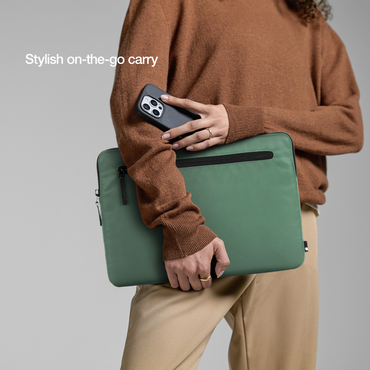 Incase Compact Sleeve 14-inch Laptop