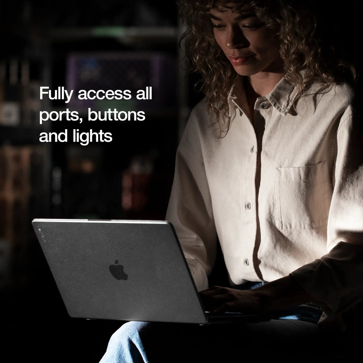 Incase Dots Hardshell with Makrolon® for MacBook Pro 16"