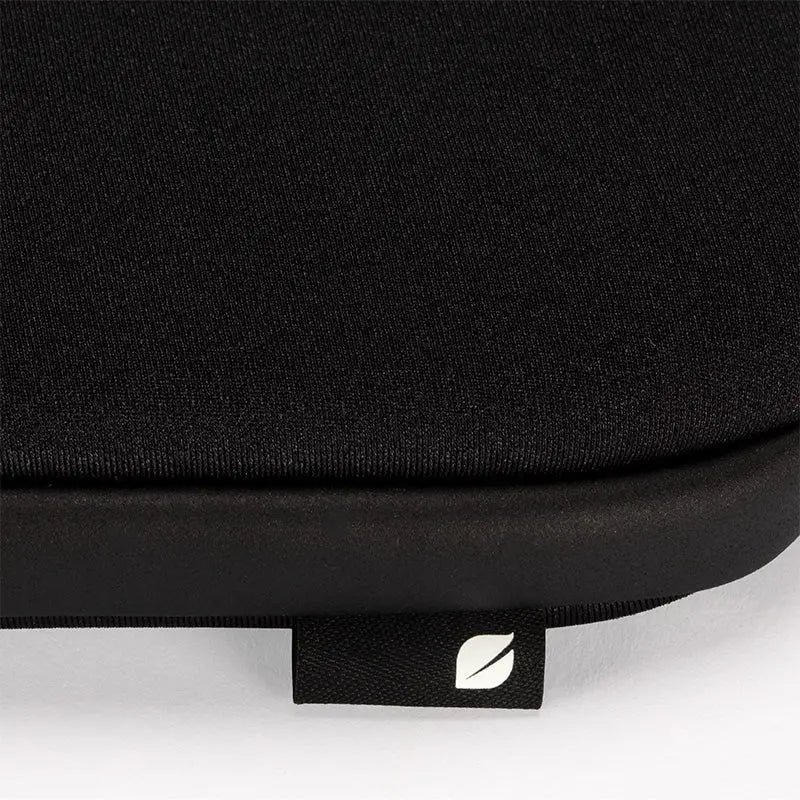 Incase Classic Universal Sleeve for 17-inch Laptop